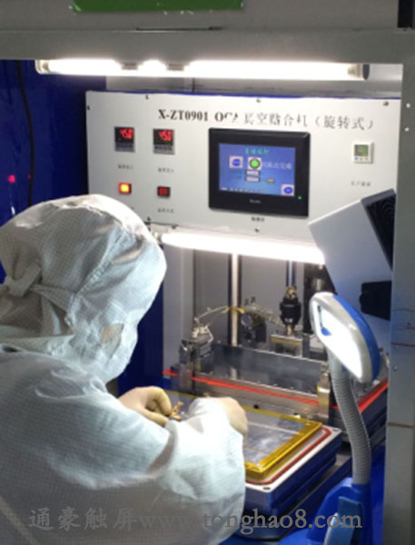 车载触摸显现屏厂家 车载触摸显现屏厂家