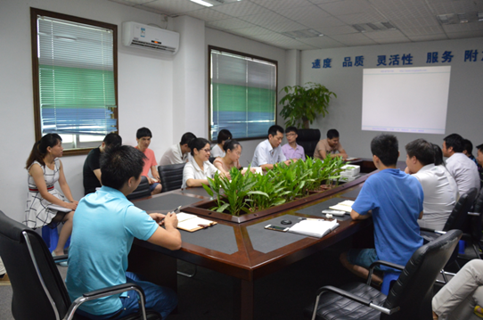 通豪车载触摸显现屏外部培训会 通豪车载触摸显现屏外部培训会